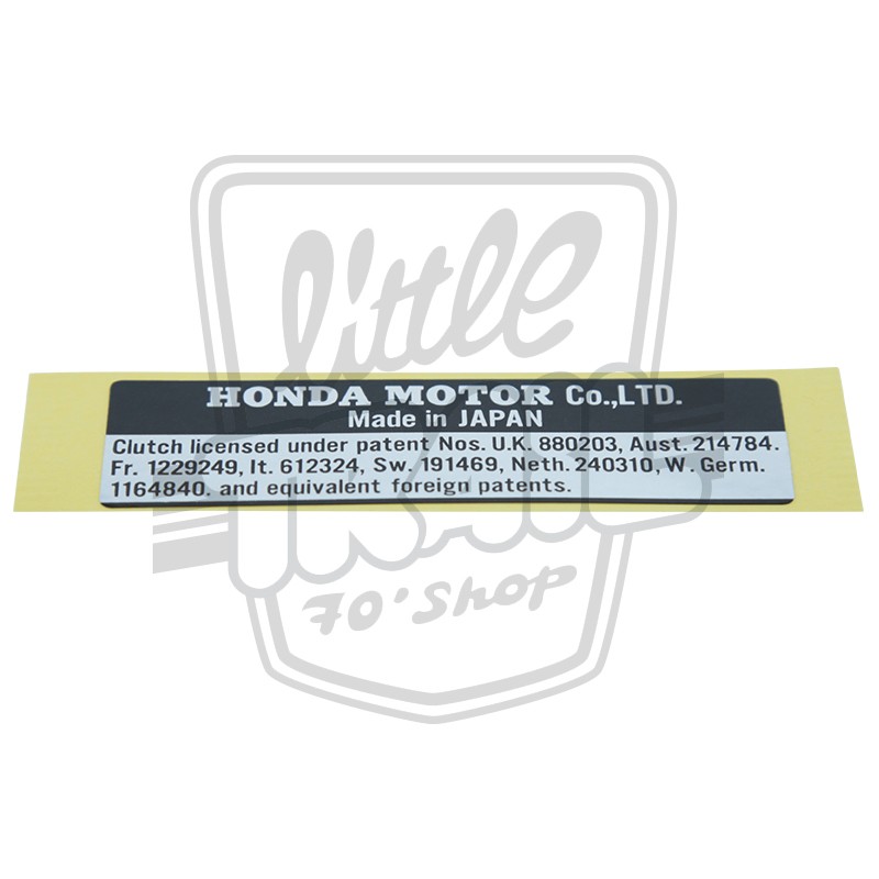 Plaque d'identification origine Honda Dax ou Chaly collée sur le cadre côté gauche au dessus du cache-chaine