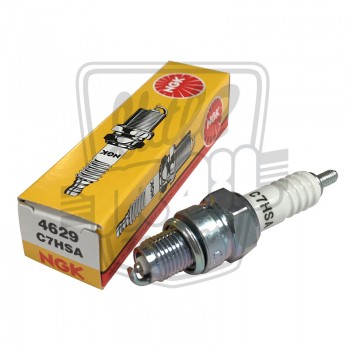 Bougie d'allumage C7HSA pour Honda Dax ST70 6v 1er modèle (OT)
