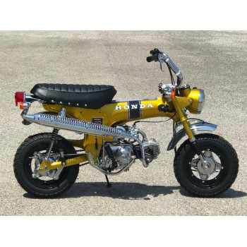 1977 Honda Dax ST70 GOLD RIGHT