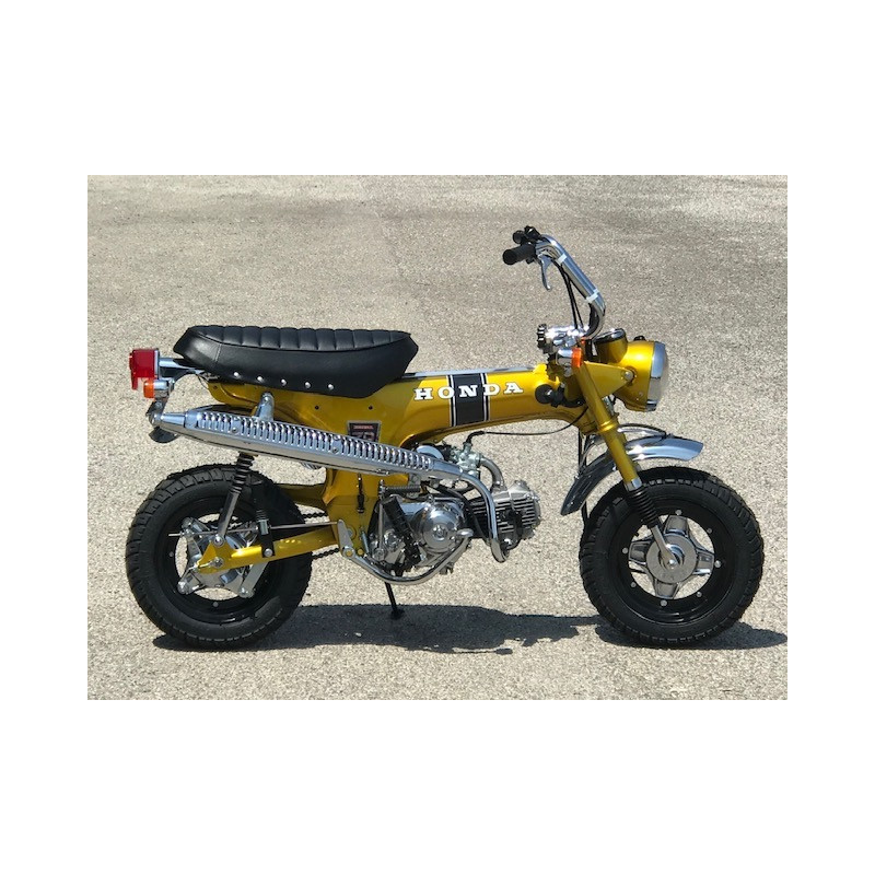 1977 Honda Dax ST70 GOLD RIGHT 1977 Honda Dax ST70 GOLD RIGHT