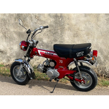 HONDA DAX ST70 6v 72cc 1987 Candy Red Rouge Occasion